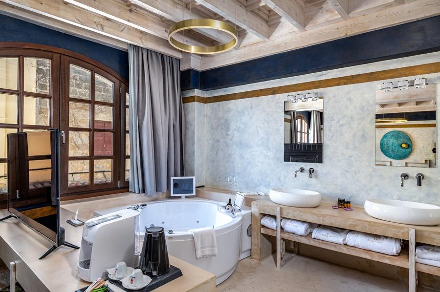 Hotel 10gr And Wine Bar - Adults Only Rhodes City